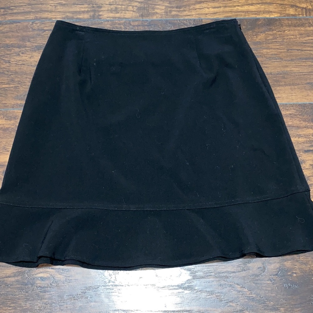Briggs black petite skirt 6P
